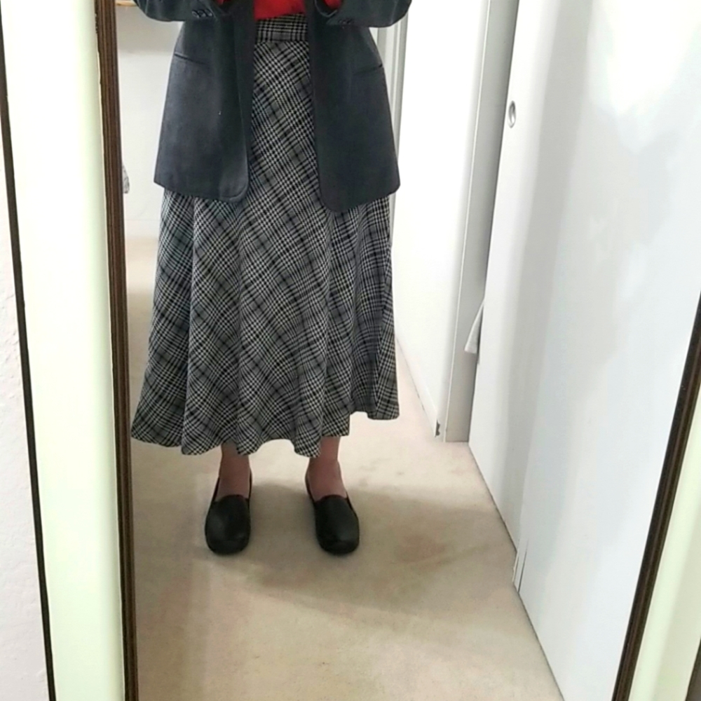 East 5th long skirt